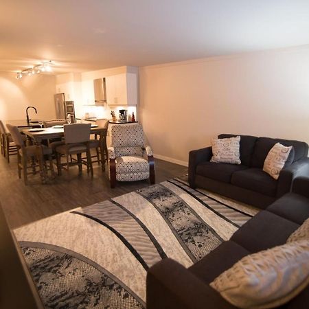 Clipperton Suite By Revelstoke Vacations Exteriér fotografie