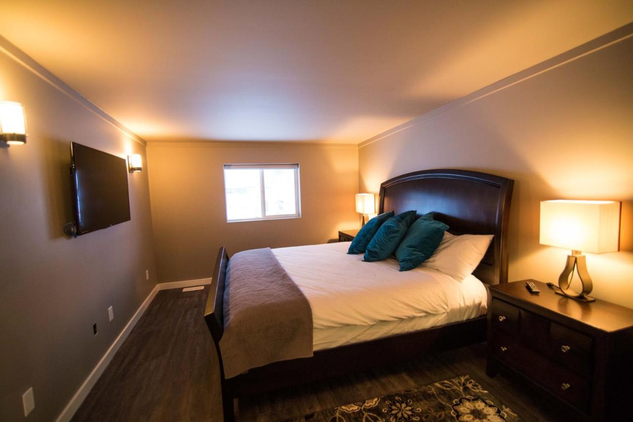 Clipperton Suite By Revelstoke Vacations Exteriér fotografie